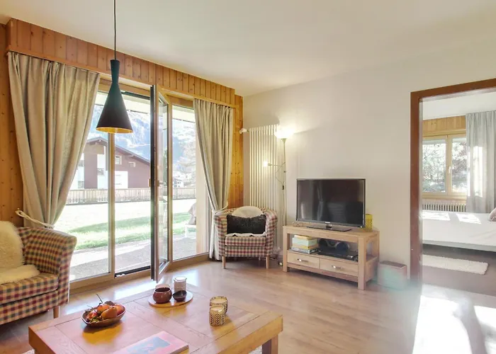 Tranquil Location, Terrace & Relaxation *