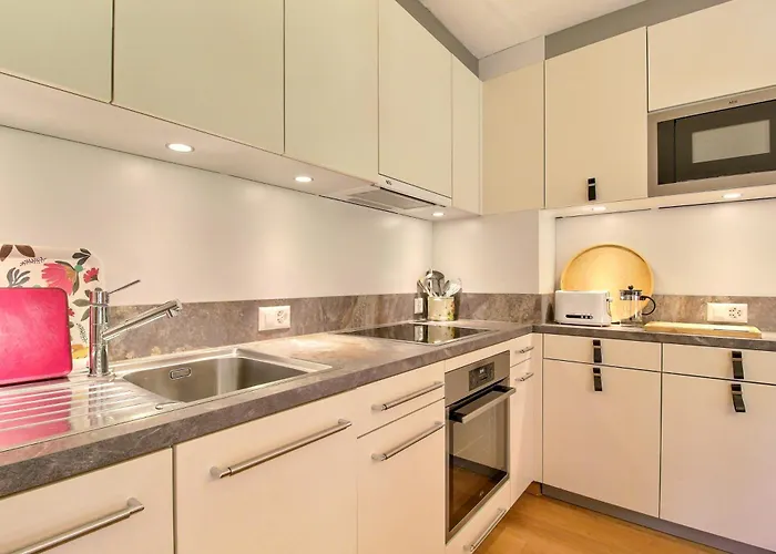 Tranquil Location, Terrace & Relaxation Champéry