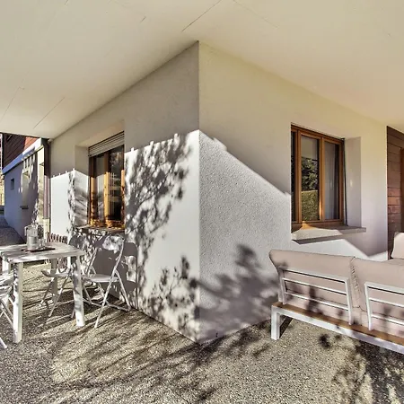 Daire Tranquil Location, Terrace & Relaxation Champéry