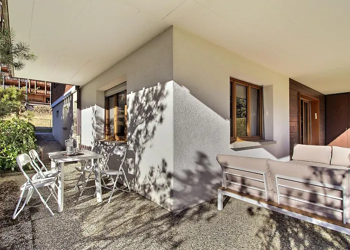 Daire Tranquil Location, Terrace & Relaxation Champéry