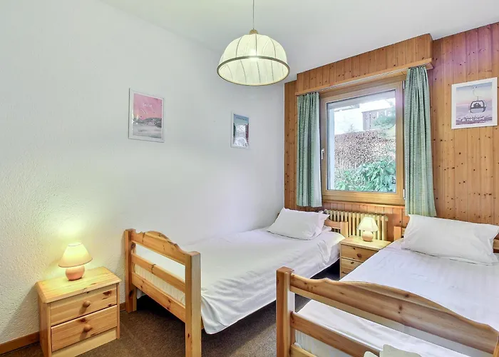 Daire Tranquil Location, Terrace & Relaxation Champéry